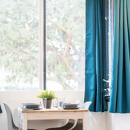 Le Cosy Babylone Apartman *